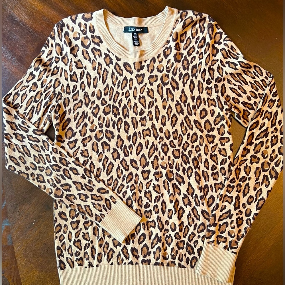 Leopard Print - Ellen Tracy - Knit Lightweight Sweater - Long Sleeve - Size M 🐆